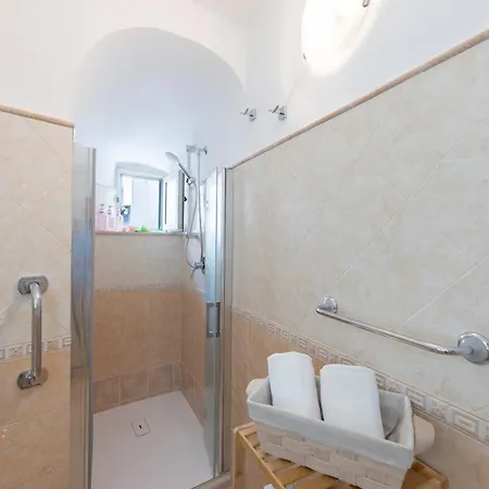 Vincent House * Amalfi