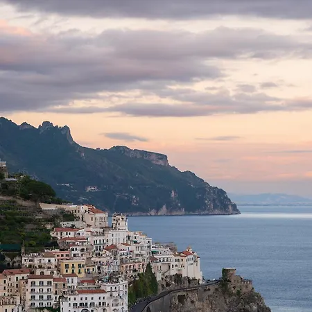 Vincent House * Amalfi